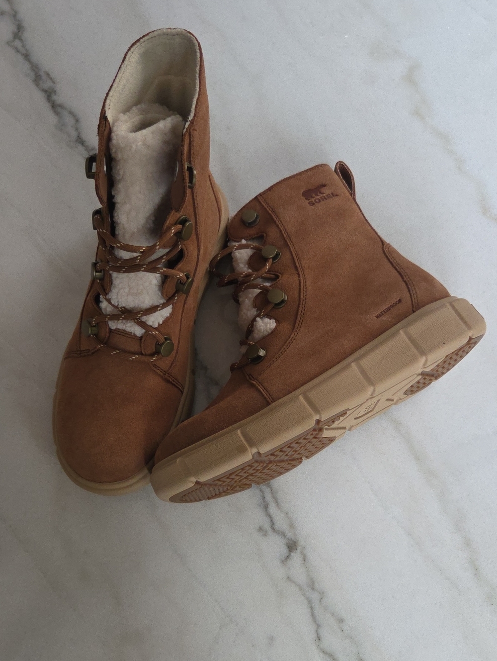 Sorel Women's Tan Suede Shearling-Lined Lace-Up Winter Boots Size 8